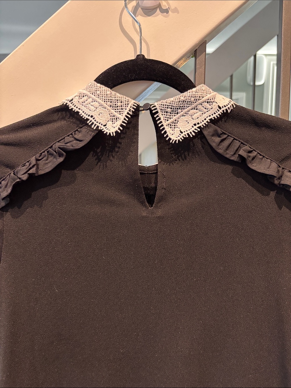 RW & Co Peter Pan Collar Blouse - Picture 3 of 5